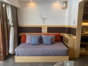 Hummingbird Suite No11 at Aranjuez Lofts - Image 3