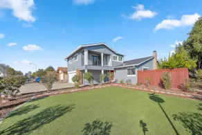 Spacious Home | Pool Table • Balcony • Backyard - Image 5