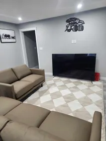 3 Bedrooms, Two Full Bathrooms in Fort McMurray. - Image 5