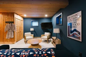 3bd 2ba Cabin with Hot Tub & Fireplace - Image 2