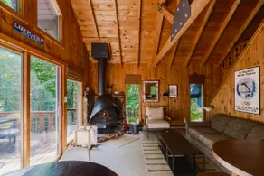 3bd 2ba Cabin with Hot Tub & Fireplace - Image 3