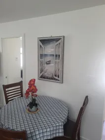 1–5 Guests — Cozy & Value Trip - Image 4