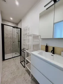 Trendy renovated apartment - Ghent city outskirts (on +3) - Image 4