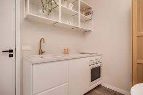 Minimalistic - Chic Studio - Image 4