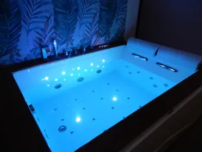 Tropical Relax Suite - Image 2
