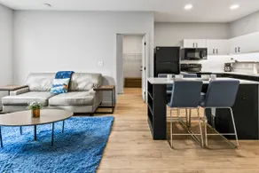 Family-Friendly | 2BD Apartment Downtown | Gym - Image 5