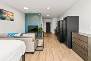 Beautiful Studio Apt | Self Check-In | Free Wi-Fi - Image 4