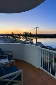 Waterfront Bliss | Maroochy River Rooftop Views - Image 3