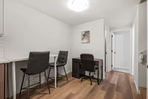 Modern 1BR Suite | Full Kitchen | Near Airport - Image 5