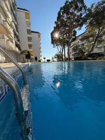 On the beach: new apartments in Lloret - Image 5