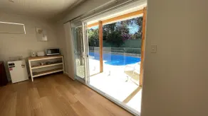 Watermans Bay Apartment -Pool & 100m walk to Beach - Image 2