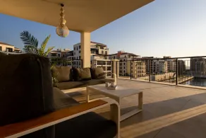 HiGuests - Experience Coastal Elegance at La Rive 2 in La Mer - Image 3
