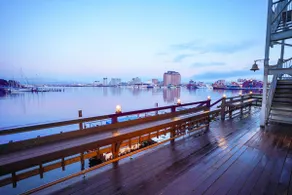 [Shirokuma] Stunning marina view/3 minutes to Kanamori Warehouse/120-inch 4K theater/8 people/Parking for 2 cars - Image 3
