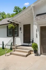 Cozy Eastside Home No Cleaning Fee - Image 2