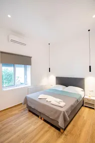 Modern Stay near SNFCC, REA & Acropolis - Image 3