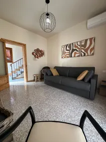 Casa Mia · Cozy & Modern Entire Home Gateway - Image 2
