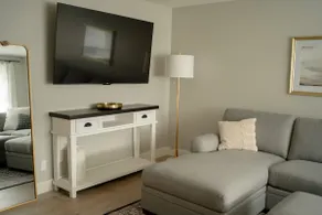 Central Kennewick 2BR + Workspace - Image 3
