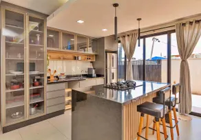House 700 m from the sea with heated pool and air conditioning - Image 4