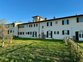 Luxury apartment with patio view, Borgo dei Rosai - Image 4