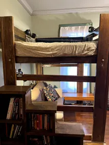 Cozy Studio in Historic Area - Image 3