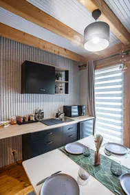 Wooden & Charming Atmosphere *Close to Lyon*Free Parking - Image 5