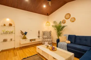 The Coastal Getaway: Just Steps from Morjim Beach - Image 2