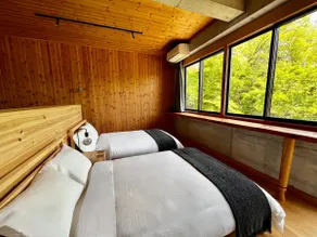 Cozy Modern Suite by the Creek / TateyaVacation 8 - Image 4
