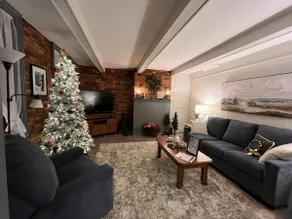 The Barber's House - Image 2