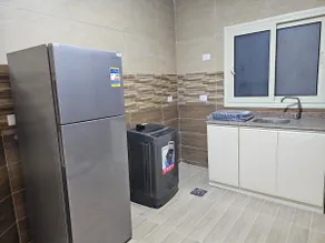 Ground floor apartment with 3 bedrooms and a living room - Image 5