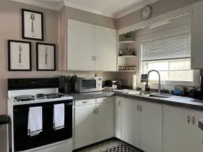 Quiet 1 BR Apt - Perfect for Rest or Remote Work - Image 2