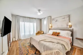 1200 sq ft charming vintage home, 2 bedroom - Image 4