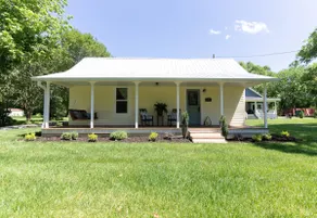 Historic Cottage-Close to Boat Ramps - Image 5
