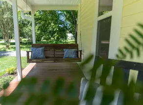 Historic Cottage-Close to Boat Ramps - Image 4