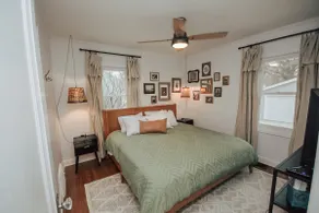Stylish Beaverdale 2 Bedroom - King and Queen Beds - Image 4