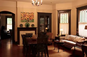 Tar Heel Manor - large, historic Greensboro house - Image 4