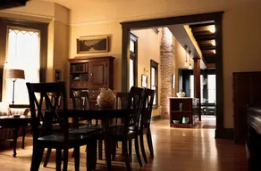 Tar Heel Manor - large, historic Greensboro house - Image 2