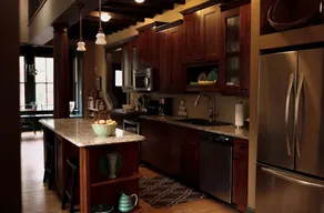 Tar Heel Manor - large, historic Greensboro house - Image 3