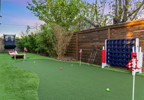 Margarita Manor~Heated Pool~Hot tub~Game room - Image 5