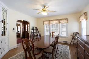 Mountain Farmhouse Getaway - Image 4