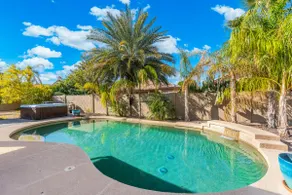 *NEW* Tropical Backyard Oasis! Heated Pool & Spa! - Image 5
