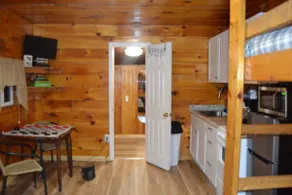 Sleepy Bear: Clamping Cabin on the RIver - Image 4