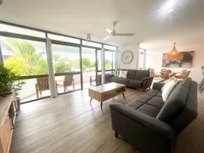 The Palmview Retreat - 800m to Hastings Street! - Image 2