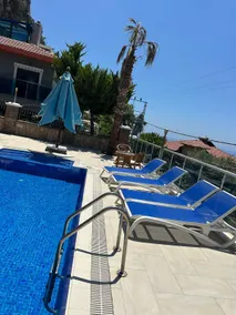 Luxury Villa with Pool, Sea View - Image 5