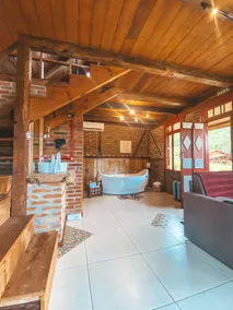 Cabin with hydro, fireplace and breakfast - Image 4