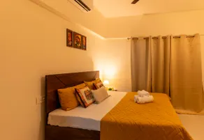 Skyline View 2bhk Apt near Oberoi Mall & NESCO - Image 4