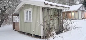 Superb lake location with your own dock - Image 2