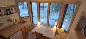 Superb lake location with your own dock - Image 4