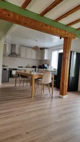Chalet surrounded by nature - Image 4