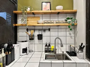 Ocean View Apartment - Absolute Beachfront with Kitchen, Netflix and Fast WiFi - Image 5
