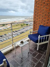 Charming oceanfront location in Punta del Este - Image 2